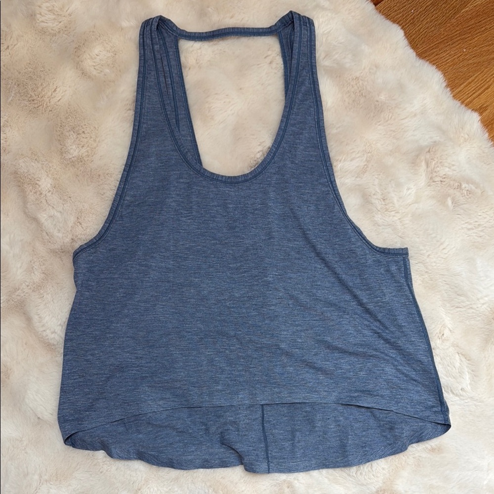 Size 6 Lululemon tank